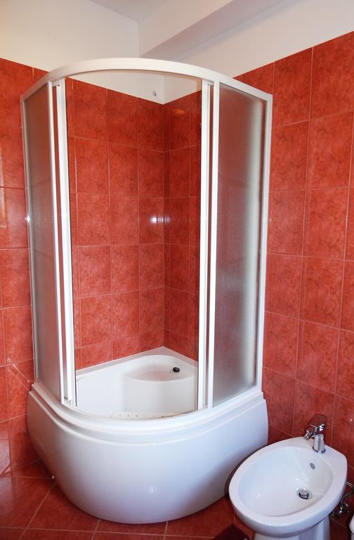 Apartment Karmen Poreč Buitenkant foto